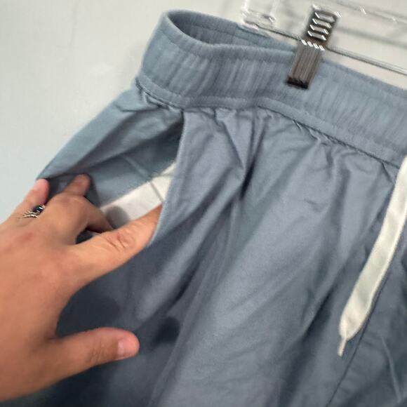 Unbranded Women's Light Blue Pull On Shorts Plus Size 20 Elasticized Waist - Picture 2 of 4